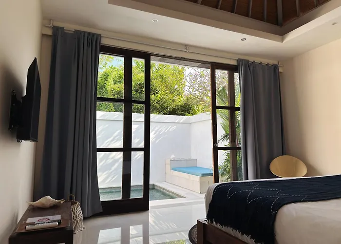 Aster Villa